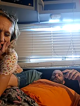 Snapshot of Cum515088 chatting on 09/28/25, 09:44 Cum515088 online show from 09/28/25, 09:44