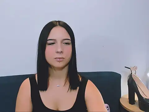 TaliaAdorable online show from 12/15/25, 07:20