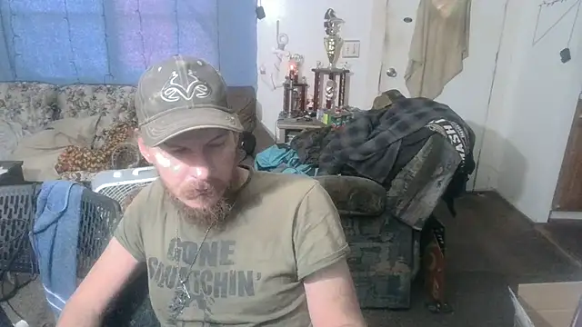 Poundtown1226 online show from 09/21/25, 11:21