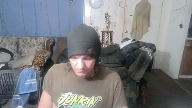 Poundtown1226 online show from 10/23/25, 06:34
