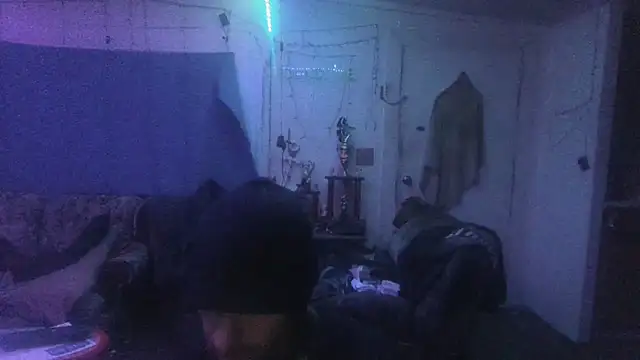 Poundtown1226 online show from 01/15/26, 04:16