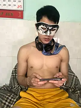 Snapshot of anhkiet_huang chatting on 10/23/25, 04:33 anhkiet huang online show from 10/23/25, 04:33