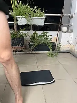 Snapshot of anhkiet_huang chatting on 11/29/25, 01:22 anhkiet huang online show from 11/29/25, 01:22