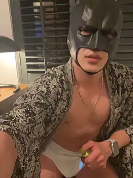 Snapshot of anhkiet_huang chatting on 11/13/25, 04:00 anhkiet huang online show from 11/13/25, 04:00