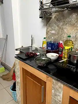 Snapshot of anhkiet_huang chatting on 12/02/25, 03:03 anhkiet huang online show from 12/02/25, 03:03