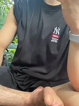 anhkiet huang online show from 03/27/26, 05:05