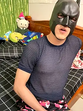 Snapshot of anhkiet_huang chatting on 11/28/25, 06:35 anhkiet huang online show from 11/28/25, 06:35