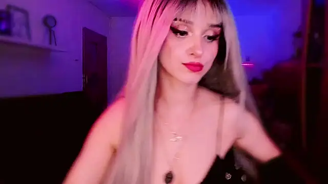 MistressJolie online show from 03/29/26, 12:01