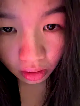 xiaoxun520 online show from 11/11/25, 12:11