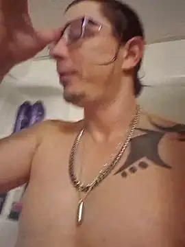 Eyelisss online show from 11/25/25, 03:34