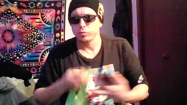 Eyelisss online show from 11/30/25, 08:59