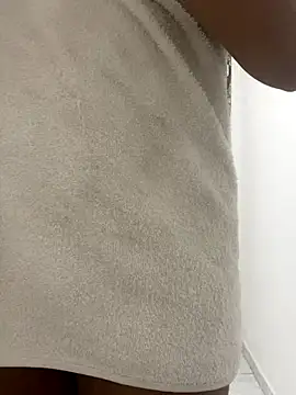 Katianesantos online show from 11/14/25, 08:18