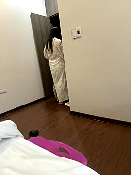 susu baby online show from 11/25/25, 01:50