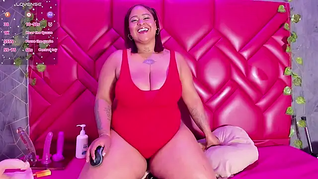 CynthiaGale online show from 11/22/25, 01:48