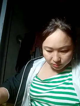 suki-lady online show from 11/26/25, 01:00