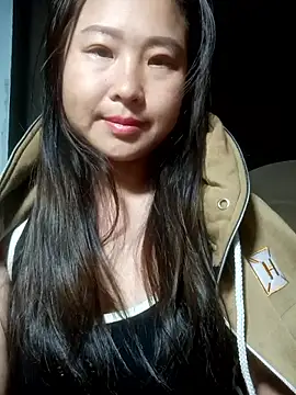 suki-lady online show from 11/17/25, 04:22