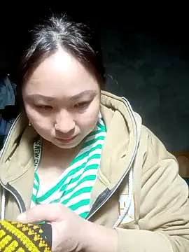 suki-lady online show from 12/03/25, 10:25