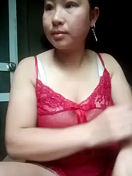 suki-lady online show from 10/29/25, 02:21