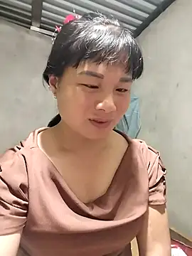 Snapshot of kute-00 chatting on 09/29/25, 01:50 kute-00 online show from 09/29/25, 01:50