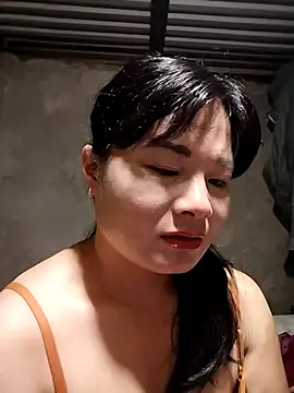 kute-00 online show from 11/09/25, 01:31