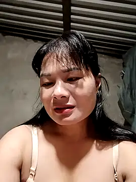 kute-00 online show from 10/24/25, 01:54