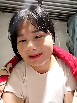 kute-00 online show from 11/10/25, 10:04