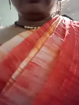 Snapshot of monu_bhabi chatting on 04/24/26, 04:03 monu bhabi online show from 04/24/26, 04:03