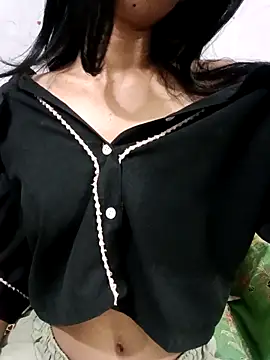 Daizy Shah online show from 02/15/26, 05:12