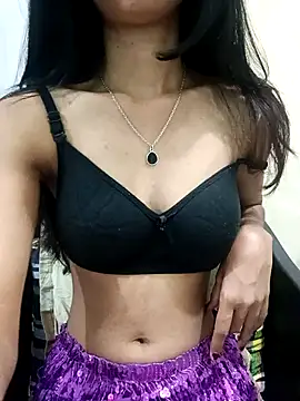 Daizy Shah online show from 11/23/25, 12:15