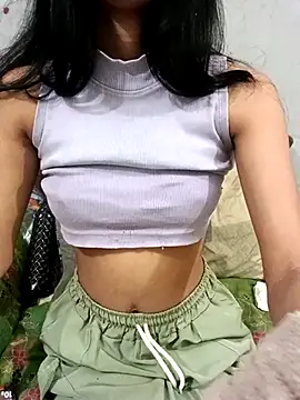 Snapshot of Daizy_Shah chatting on 04/11/26, 04:10 Daizy Shah online show from 04/11/26, 04:10