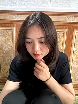 Lonnina online show from 10/30/25, 06:34