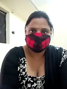 Shikha-mehra7 online show from 11/18/25, 07:33