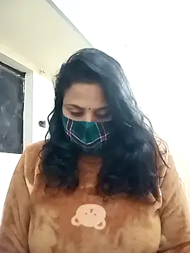 Shikha-mehra7 online show from 11/25/25, 03:12