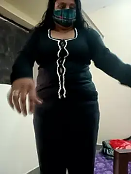 Shikha-mehra7 online show from 11/24/25, 07:19