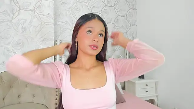 Snapshot of amara_rousse chatting on 09/26/25, 11:50 amara rousse online show from 09/26/25, 11:50