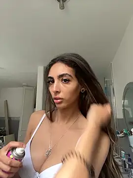 Snapshot of RoseyMae chatting on 10/04/25, 11:56 RoseyMae online show from 10/04/25, 11:56