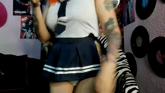 Snapshot of Avril_Maria chatting on 02/19/26, 07:11 Avril Maria online show from 02/19/26, 07:11