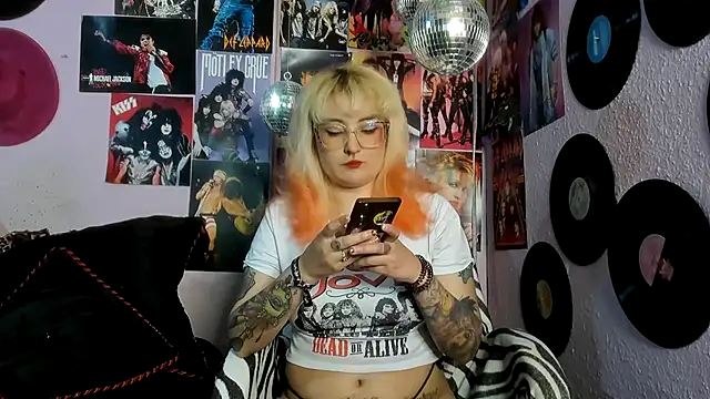 Avril Maria online show from 03/18/26, 06:31