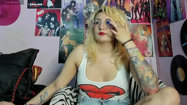 Avril Maria online show from 09/10/25, 08:52
