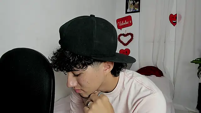 Laura and Kevin online show from 02/22/26, 06:20