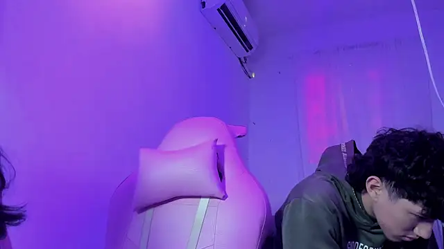 Laura and Kevin online show from 01/11/26, 08:05