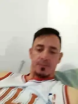 Snapshot of JuanD_vero chatting on 03/18/26, 06:20 JuanD vero online show from 03/18/26, 06:20