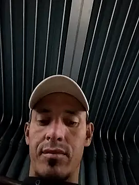JuanD vero online show from 10/07/25, 05:08