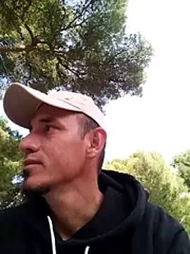 Snapshot of JuanD_vero chatting on 11/16/25, 08:30 JuanD vero online show from 11/16/25, 08:30