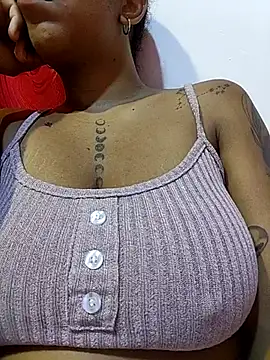 Snapshot of kdfoxxx chatting on 09/20/25, 01:54 kdfoxxx online show from 09/20/25, 01:54
