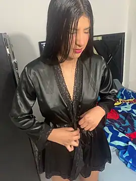 Snapshot of zoeandangel chatting on 10/03/25, 06:59 zoeandangel online show from 10/03/25, 06:59