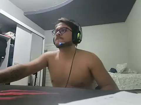 Miguelion2308 online show from 12/03/25, 03:29