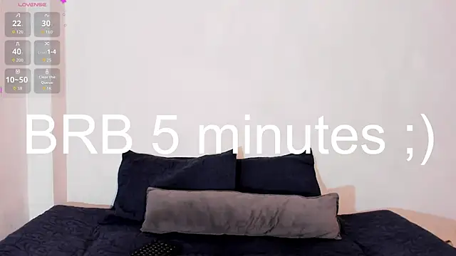 Lia Rousse0 online show from 02/05/26, 08:26