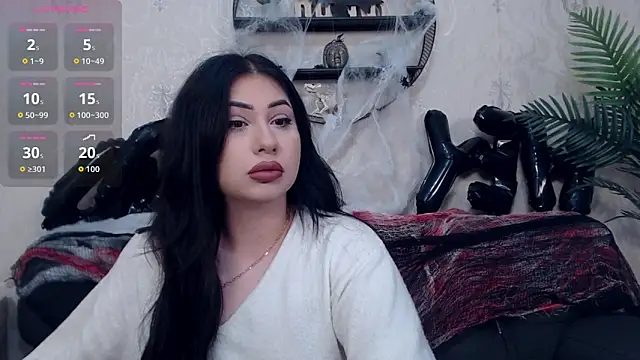 Snapshot of AnaysDivine chatting on 10/19/25, 03:20 AnaysDivine online show from 10/19/25, 03:20