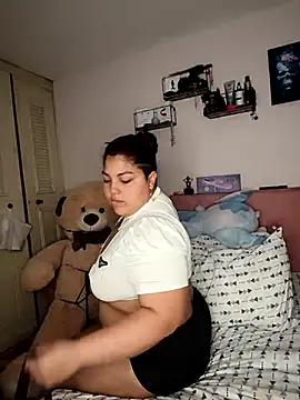 kendra lil evill online show from 10/10/25, 10:38